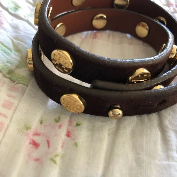 COPY - Tory Burch suede wrap logo bracelet - Picture 2 of 4